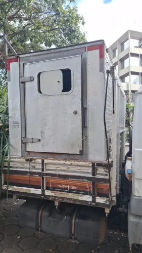 Cabine suplementar mais carroceria 