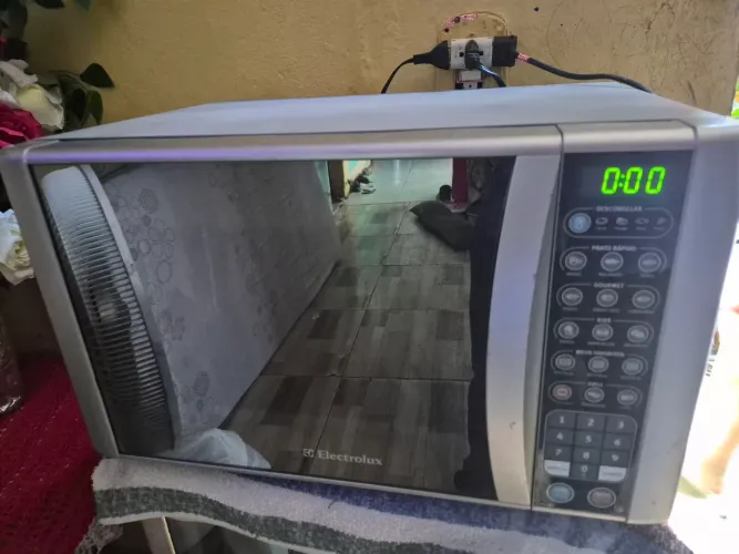 Microondas Electrolux 30LITROS
