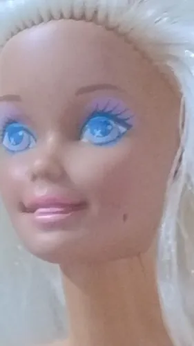 Barbie estrela anos 80 noiva romântica