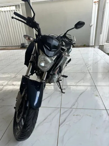 Honda Twister 2018 250cc(muito nova )