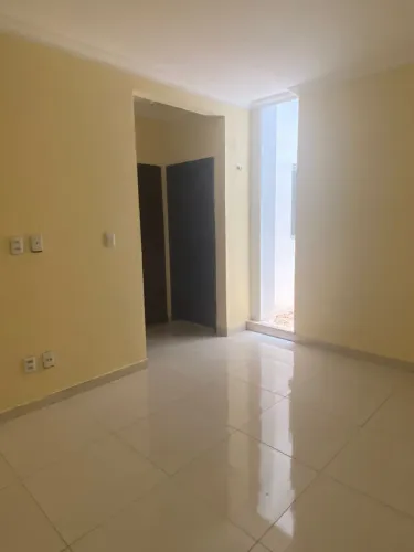 APARTAMENTOS DE 2 QUARTOS NO MONDUBIM 