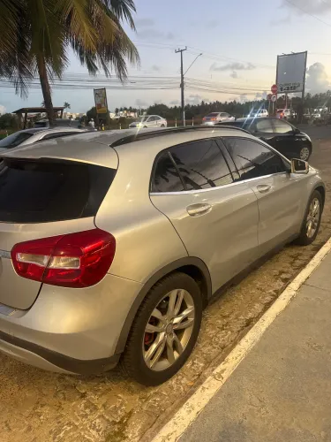 Mercedes-Benz GLA 200 Adv. 1.6/1.6 TB 16V Flex Aut. 2015
