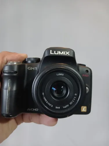 Máquina Panasonic Lumix DMC - GH1