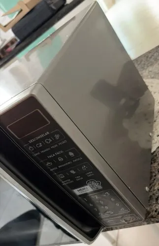 VENDO MICRO-ONDAS ELECTROLUX 27L - MODELO MS37R