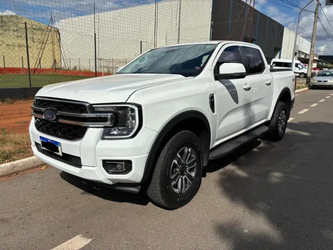 Ford Ranger XLT 3.0 V6 4X4 CD TB Die. Aut. 2024