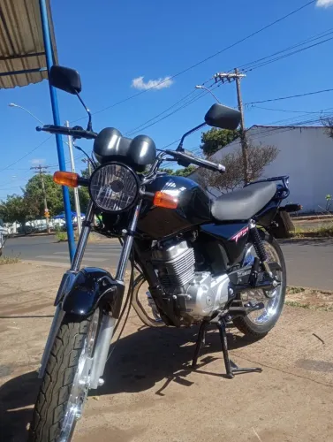 Titan 150 ano 2008