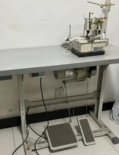 Máquina de Costura Galoneira - Bracoob
