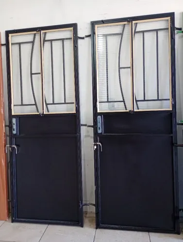 Porta padrão a pronta entrega 