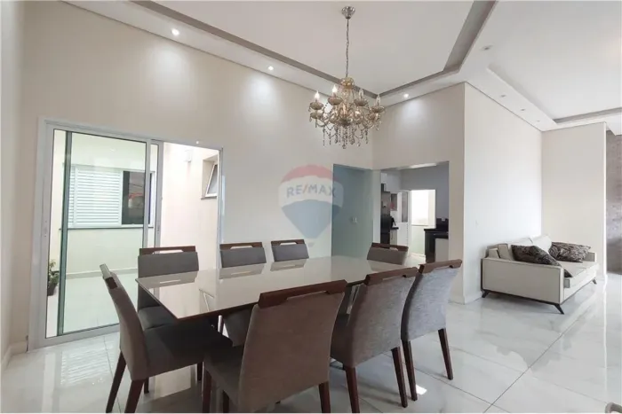 Casa em Condomínio à Venda em Sorocaba-SP, Wanel Ville: 3 Quartos, 2 Salas, 3 Banheiros, 4