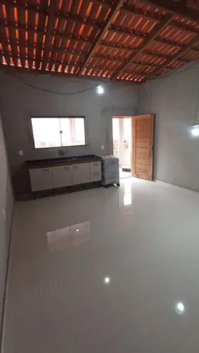 Casa à Venda em Maracás/BA | 3 Quartos, Suíte, Closet e Terreno de 400m²