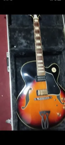 Guitarra ibanez semi-acústica artcore AF75 com captadores da Gibson 490R - acompanha case
