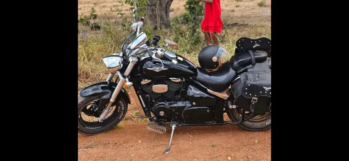 BULEVARD M800 MUITO NOVA