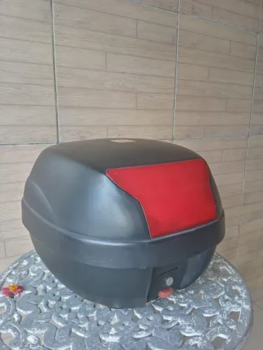Baú moto Givi