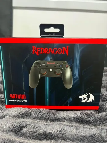 Controle Gamer Redragon Saturn G807 USB PC/PS3 - Pouco Uso - Defeito no R2.