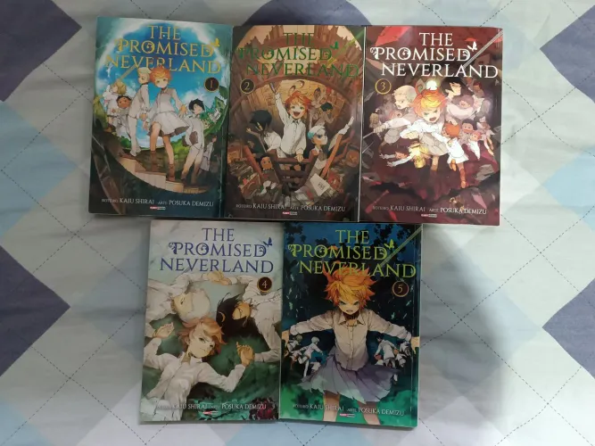 Mangá The Promised Neverland - Volumes 1 Ao 5 | Panini (Estado de Colecionador)
