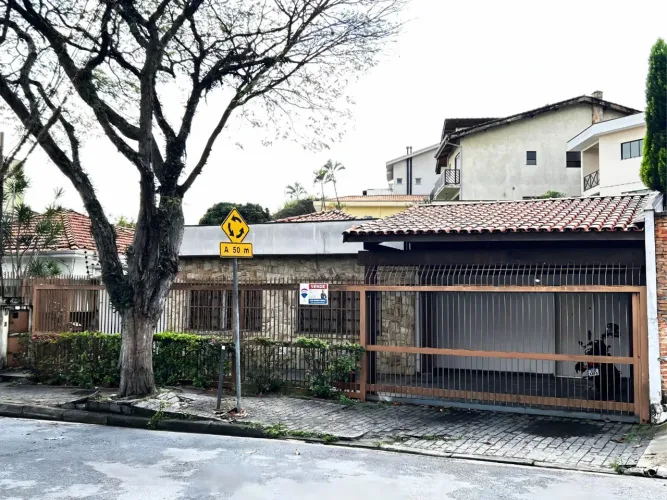 Casa para venda em Vila Romana com 5 quartos, sendo 5 suítes, 227m²