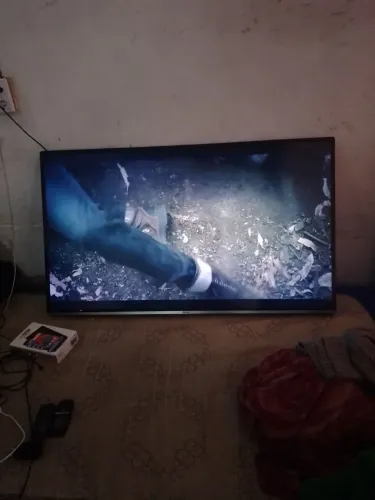 Vendeno um tv 50 polegada 4k smart