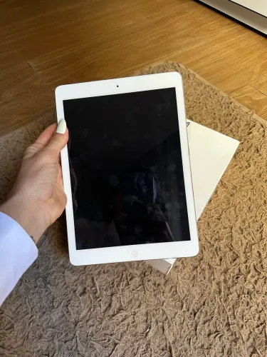Tablet/Ipad Apple 16g