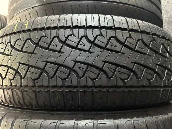 Pneu 235/65/17 Pirelli Atr por 450$ estado de novo instalado