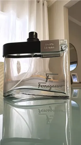 F de Ferragamo pour homme perfume