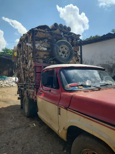 Vende se d10 ano 79 tá boa de verdade