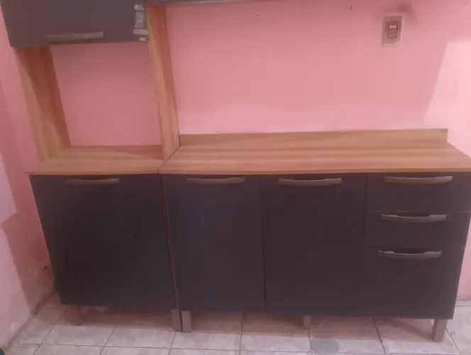 Armário de parede grafite.