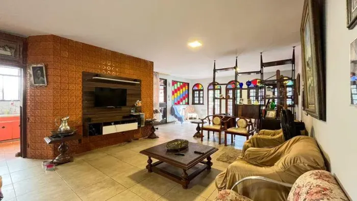 Casa 7 quartos à venda no Serra