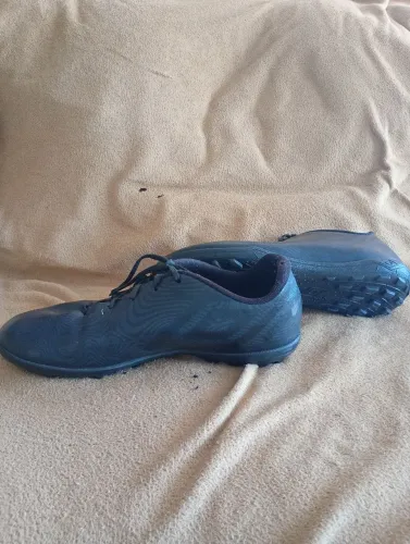 Chuteira umbro Society