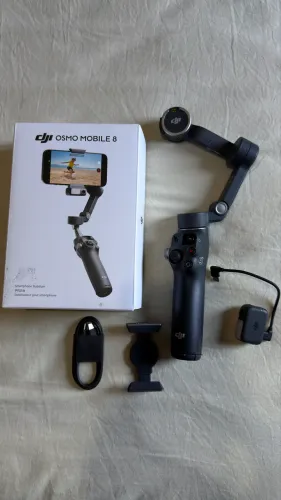 DJI OSMO MOBILE 8