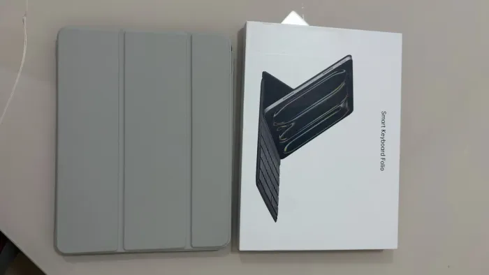 Capa magnética com teclado iPad Air de 10,9 / 11 e Pad Pro de 11