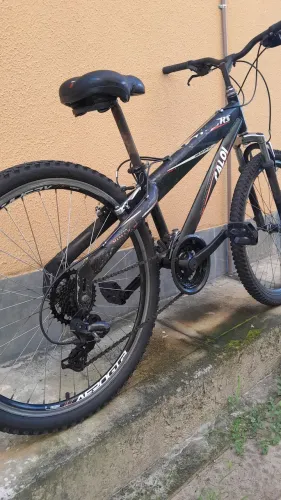BICICLETA SUPER CONSERVADA