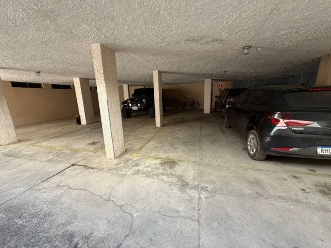 Apartamento com 4 Quarto(s) e 3 banheiro(s) para Alugar, 140 m² por R$ 4900 / Mês