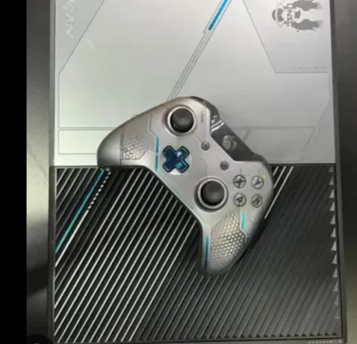 Xbox One 1 TB edition Halo 