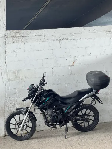 Vendo crosser 2018 em dia!
