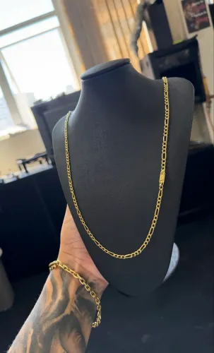 Ouro 750