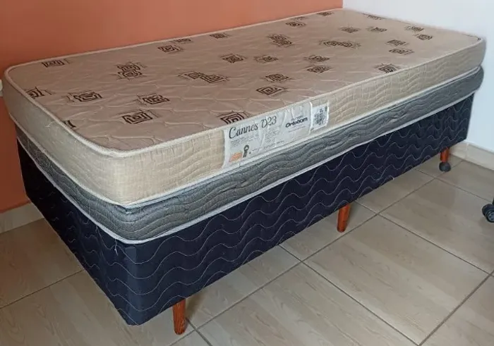Cama Box