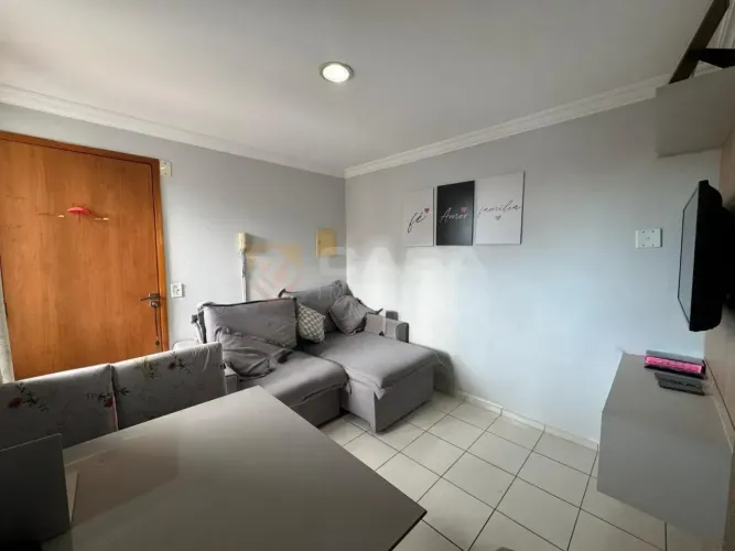 CH-Apartamento 2 Quartos em Taquara II