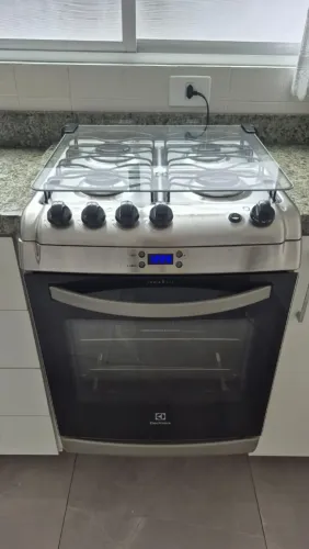 FOGÃO ELECTROLUX 52EXR - SEMINOVO - 4 BOCAS