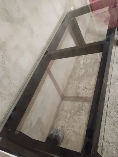 Mesa alumínio tampo vidro temperado