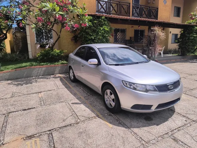 Kia Motors Cerato 1.6 16V Mec. 2011