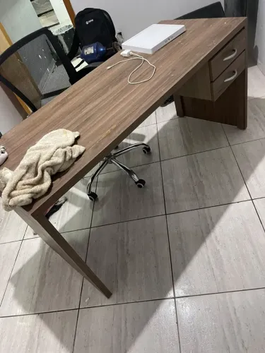Vendo mesa de escritório 