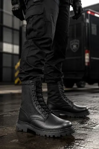 Coturno Tático Militar Cano Alto
