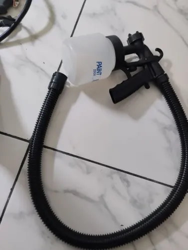 mangueira e pistola de pintura