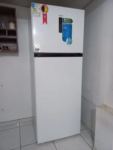 Geladeira seminova 