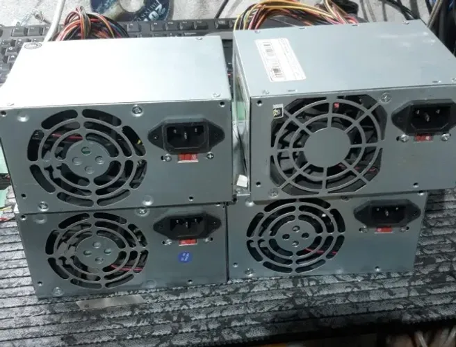 Fonte atx para PC (usado)