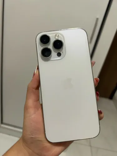 Vende-se iPhone 14 Pro Max 128 G - branco