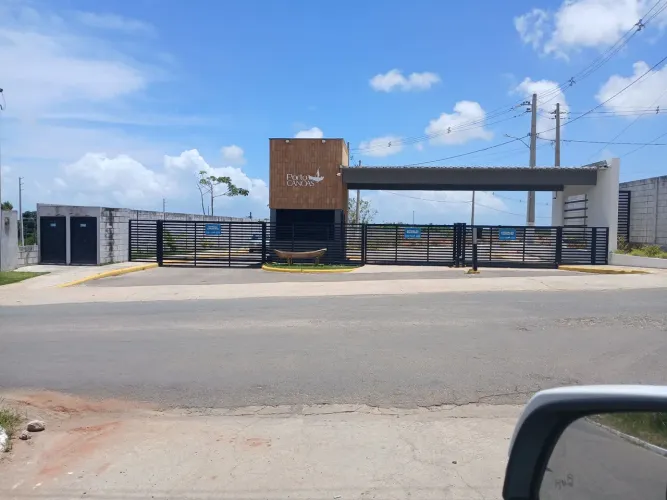CONDOMÍNIO PORTO CANOAS. 