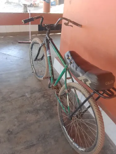 Vendo bicicleta montadinha aro 26 usada