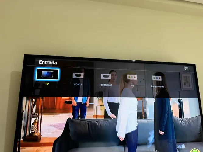 Televisão Samsung 43 ?perfeita