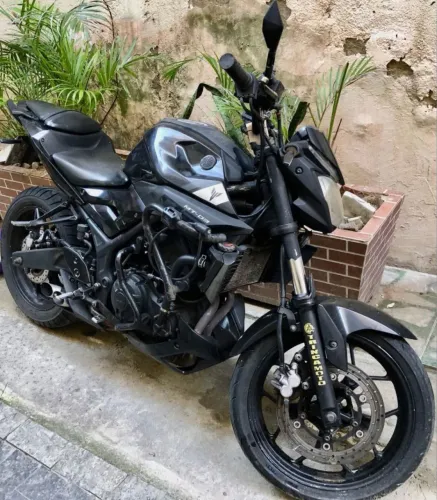 ? YAMAHA MT-03 2018 PRETA - R$ 14.000